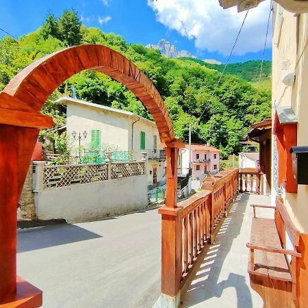Hotel Palazzo Del Doma - Lake Vagli Vagli di Sotto 外观 照片