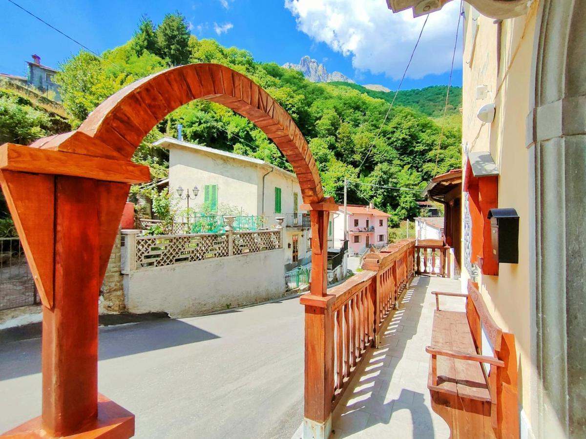 Hotel Palazzo Del Doma - Lake Vagli Vagli di Sotto 外观 照片