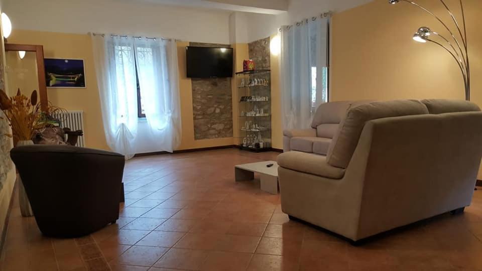 Hotel Palazzo Del Doma - Lake Vagli Vagli di Sotto 外观 照片